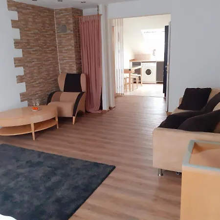 Metzingen Apartment